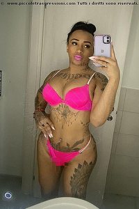 Foto selfie trans escort Ambar Nogueira Montecchio Maggiore 3510798779