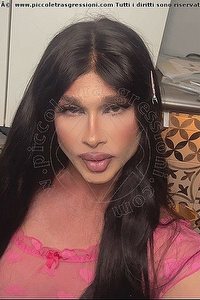 Foto selfie trav Aurora Milano 3927038652