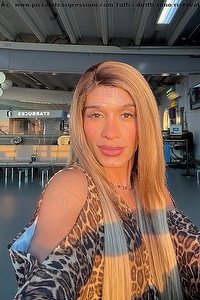 Foto selfie trans Candy Luna Atene 3270115521