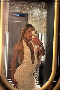 Foto selfie trans Candy Luna Atene 3270115521