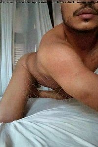 Foto selfie hot boys Carlos Brescia 3514975058