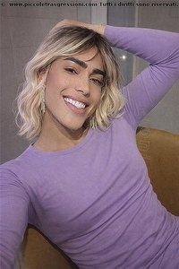 Foto selfie trav escort Tiffany Xxl Roma 3509754337