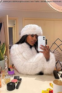 Foto selfie trans escort Jasmine Fox Milano 00447398802256