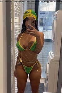 Foto selfie trans Letizia Bella Napoli 3509875066