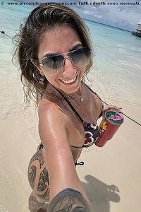 Foto selfie escort Abril Milano 0056940883282