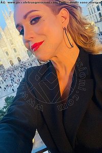 Foto selfie trans Giselly  Bella Ponte San Giovanni 3518461907