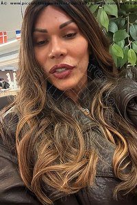 Foto selfie trans Graziella Toledo Pornostar Milano 3465892731
