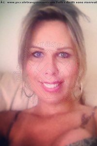 Foto selfie trans Ana Belle Vado Ligure 3882505752