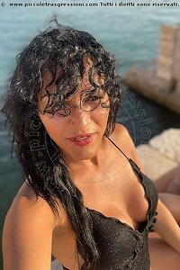 Foto selfie trans Nina Tramontyna Crotone 3347244815