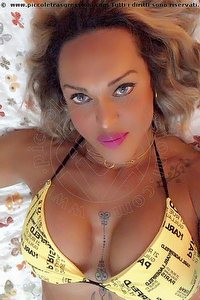 Foto selfie trans Blond Ferrara 3898830940