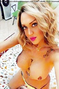 Foto selfie trans Blond Ferrara 3898830940