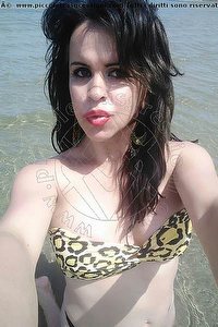 Foto selfie trans Raffaella Bastos Cabo Frio 005562996339624