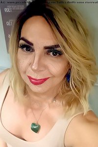 Foto selfie trans Chloe Boucher Firenze 3758539002