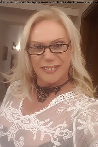 Foto selfie trans Tamiris Trento 3203284597