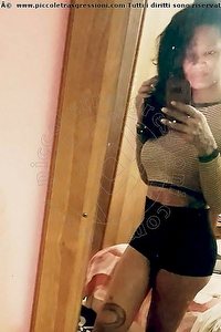 Foto selfie trans Alves Garbagnate Milanese 3714936409