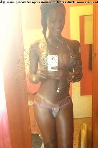 Foto selfie trans Alves Garbagnate Milanese 3714936409