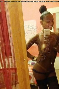 Foto selfie trans Alves Garbagnate Milanese 3714936409
