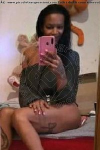Foto selfie trans Alves Garbagnate Milanese 3714936409