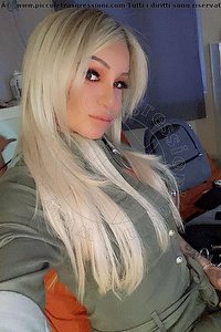 Foto selfie trans Pamy La Diva Stellare Losanna 3247819703