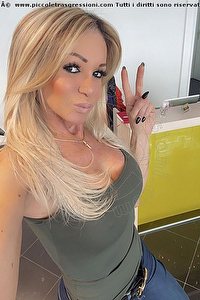 Foto selfie trans Pamy La Diva Stellare Losanna 3247819703