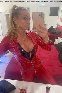 Foto selfie trans Pamy La Diva Stellare Losanna 3247819703