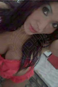 Foto selfie trans Suzana Brasiliana Oristano 3202519298