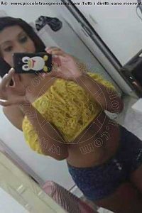 Foto selfie trans Suzana Brasiliana Oristano 3202519298