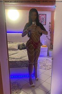 Foto selfie trans Patricia Ginnari Civitanova Marche 3318443032