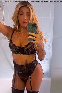 Foto selfie trans Camilla Brazil Roma 3899059453