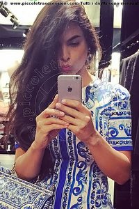 Foto selfie trans Victoria Luxo Ginevra 0041766140309