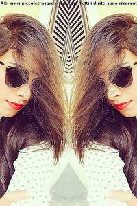 Foto selfie trans Victoria Luxo Ginevra 0041766140309