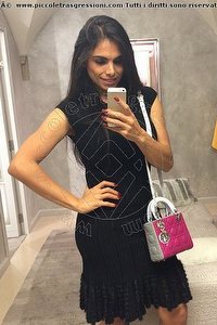 Foto selfie trans Victoria Luxo Ginevra 0041766140309