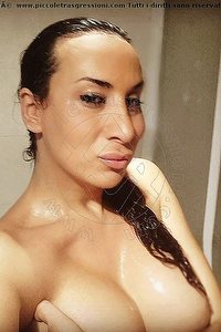 Foto selfie trans escort Jessica Schizzo Italiana Aosta 3487019325