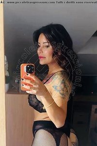 Foto selfie trans Karen Milanny Rende 3474435213