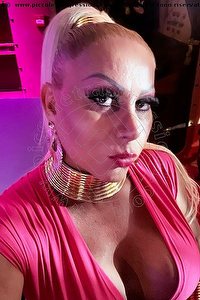 Foto selfie trans Bianca Voguel Pornostar Milano 3386207066