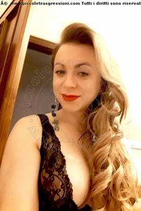 Foto selfie trans Miss Pekin Cremona 3925807446