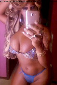 Foto selfie trans Nora Cosenza 3295367641