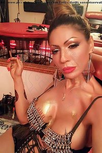 Foto selfie trans escort Imperatrice Laverr Roma 3737354025