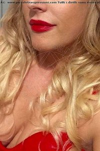 Foto selfie mistress Lady Desiree La Spezia 3408405329