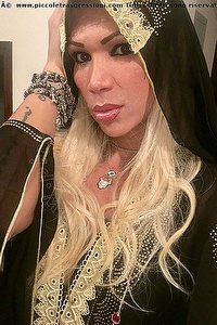 Foto selfie trans escort Jhoany Wilker Pornostar Roma 3347373088