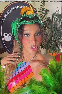 Foto selfie trans escort Jhoany Wilker Pornostar Bari 3347373088