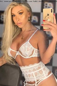 Foto selfie trans Carol Vendraminy Pornostar Milano 3284674176