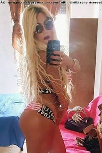 Foto selfie trans Barbie Bionda Villa Rosa 3888776528