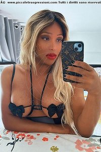 Foto selfie trans Adriana Napoli 3924409822