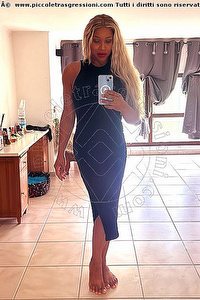 Foto selfie trans Adriana Napoli 3924409822