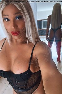 Foto selfie trans Adriana Napoli 3924409822