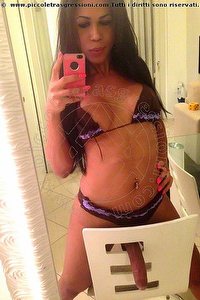 Foto selfie hot trans escort Sara Costa Brescia 3332732583