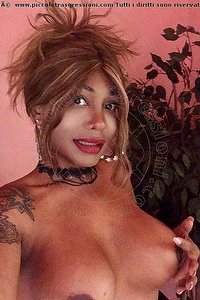 Foto selfie trans Aline Belinelo Porto 00351920313702