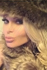 Foto selfie trans escort Maria Eduarda Venturini Losanna 0041779561305