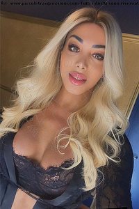 Foto selfie trans escort Camilla Brazil Brescia 3899059453